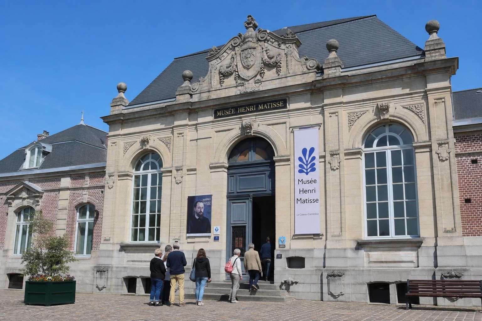 découvrez le musée matisse du cateau : une plongée unique dans l'art et l'histoire du maître, avec des œuvres emblématiques et des expositions fascinantes.